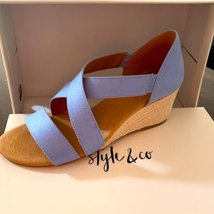 Style & Co sandals light blue ( size 8.5)